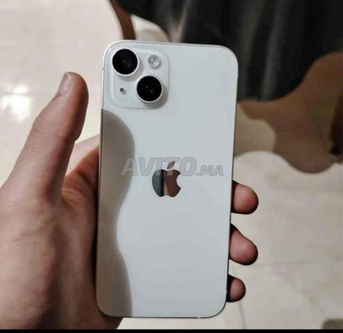 iPhone 14 128Go batterie 99% encore neuf tout original