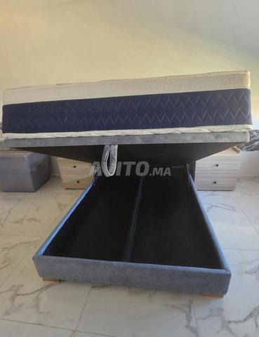 Lit complet 140x190 avec matelas Coiffeuse miroir - 2