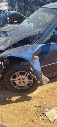 Honda Civic à vendre pour réparation