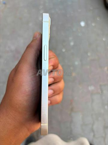iPhone 13 normal officiel 🤍✨ - 2