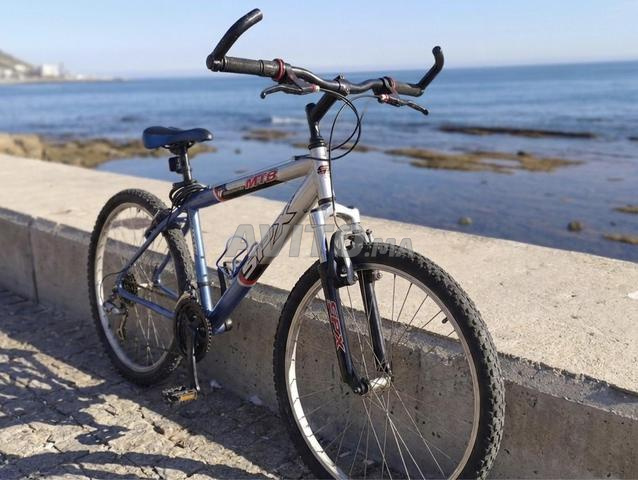 VÉLO TRÈS BON ÉTAT