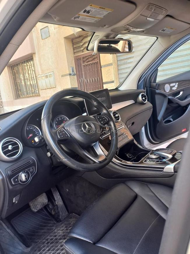 MERCEDES BENZ GLC300 ESSENCE 2017
