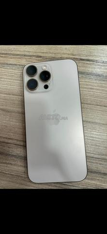 iPhone 16 Pro Max couleur Or 256 Go