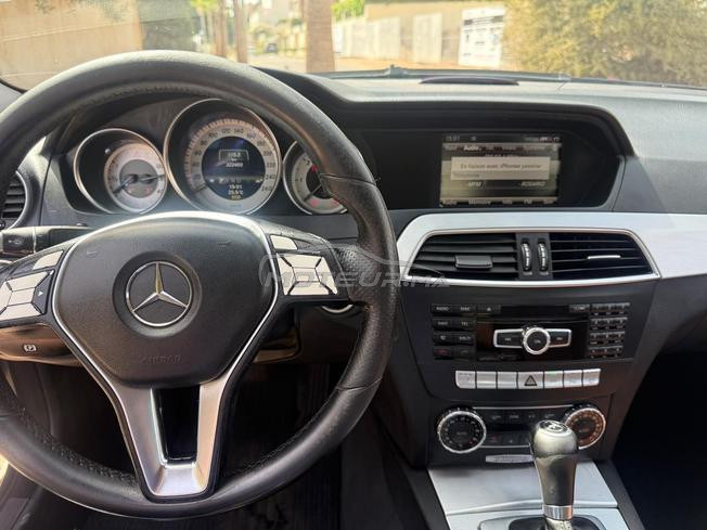 mercedes c220d annee 2012 , diwana 2015 Km 320 000
