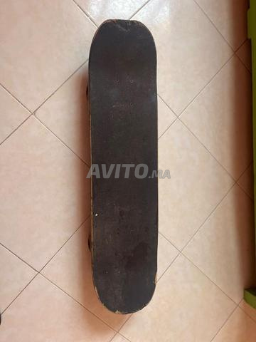 Skateboard avec roues professionnelles à vendre - 2