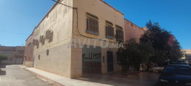 منزل تجاري للبيع 139 متر الطابق الأول - 2