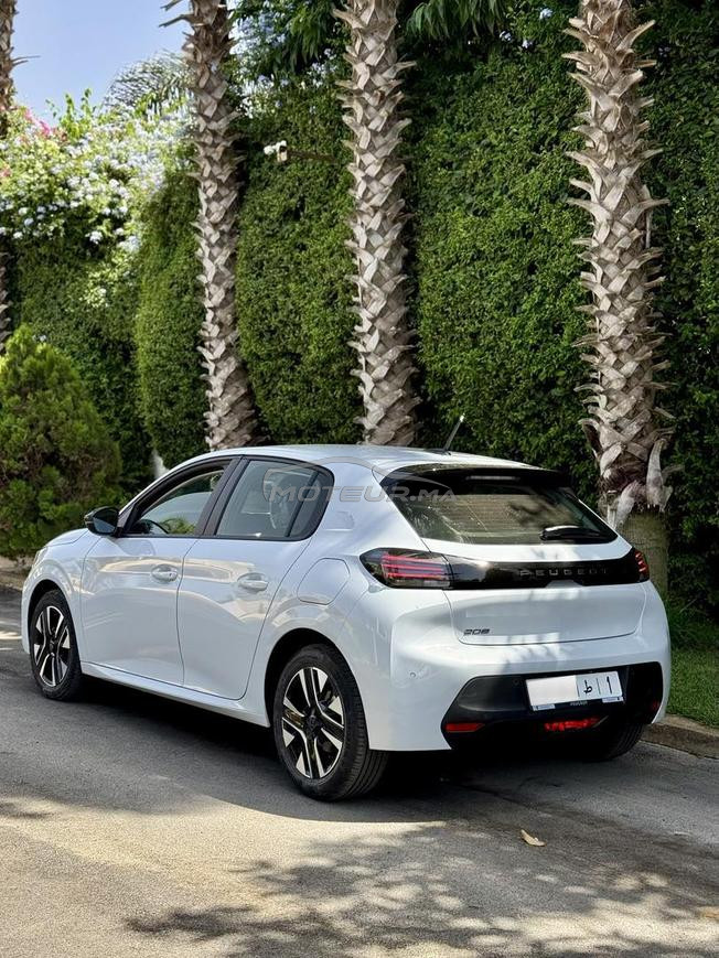 PEUGEOT 208 BleuHDI STYLE  1.5 BlueHDi 100 Styl