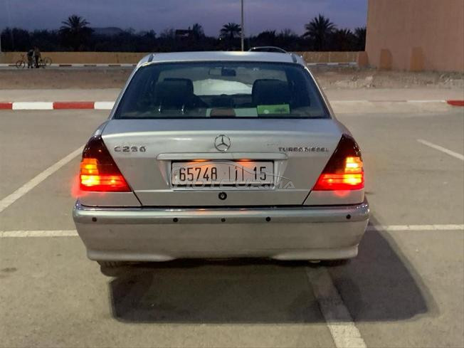 Mercedes C250 1998 – Dédouanée 2009