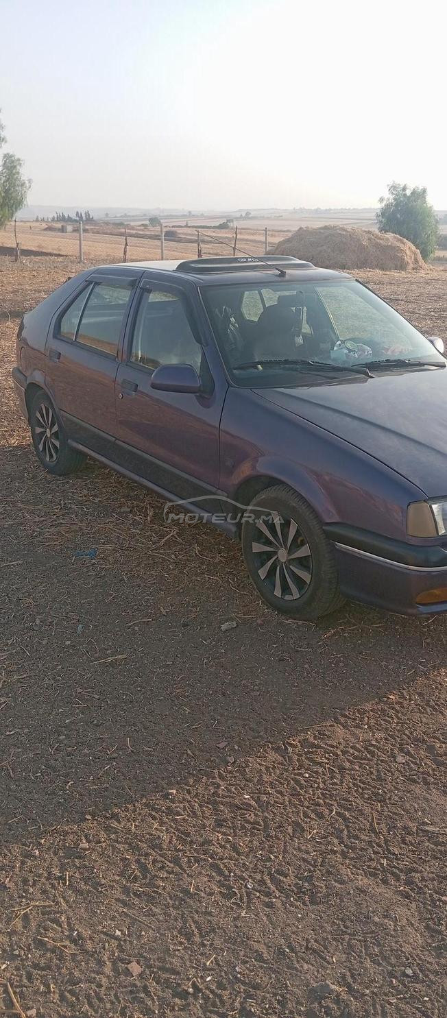 سيارة في حالة جيدة