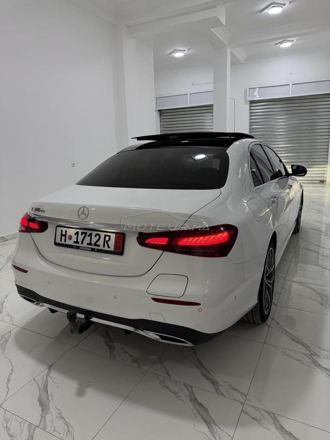 Mercedes Class E300 de hybrid diesel