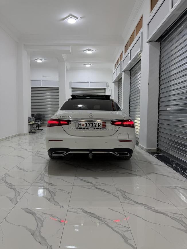 Mercedes Class E300 de hybrid diesel