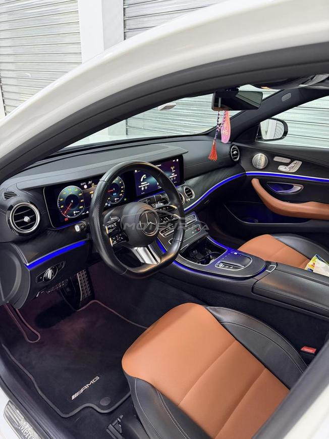 Mercedes Class E300 de hybrid diesel