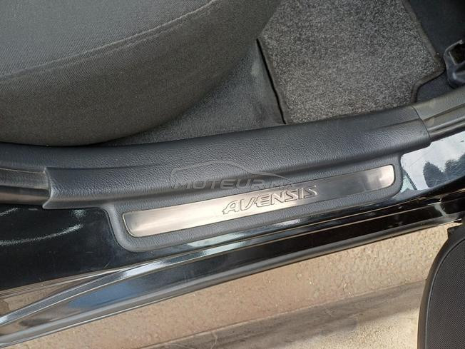 Toyota Avensis ne9iya jedida Rabat