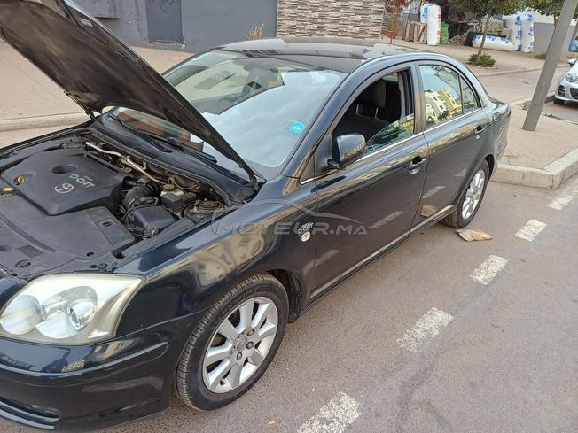 Toyota Avensis ne9iya jedida Rabat