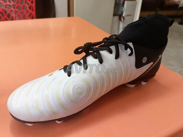2 crampons jamais utilisés importés de France - 2