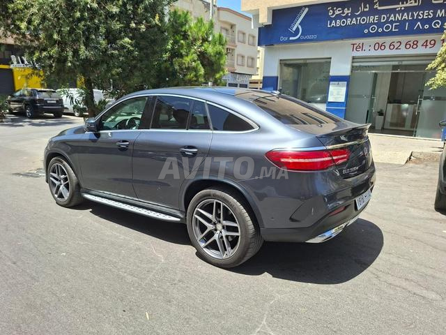 Mercedes Benz GLE350 - 2