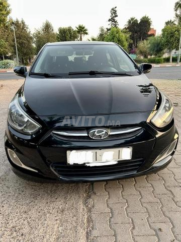 Hyundai Accent 1ère main Automatique - 2