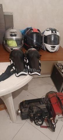 Casques motos et vêtements - 2