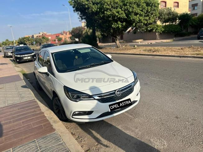 Opel astra K