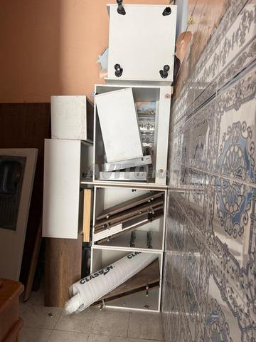 Lavabo de cuisine et placard - 2