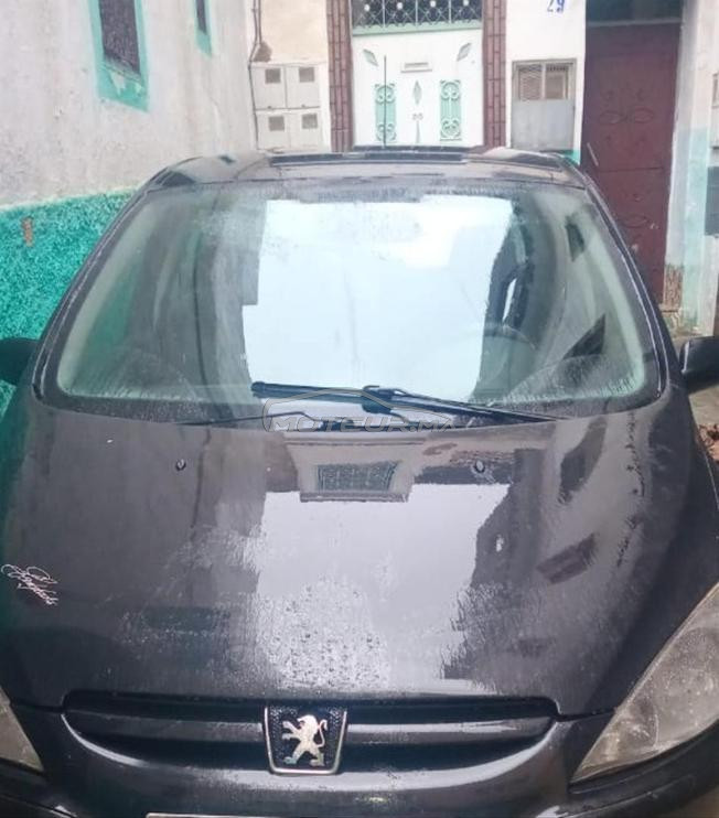 voiture Peugeot a vendre 