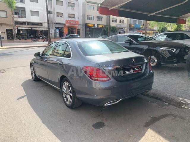 مرسيدس سي كلاس 220d أفانتجارد - 2