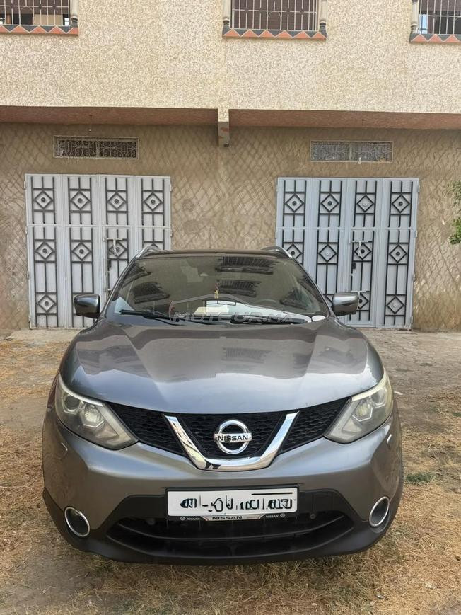 Nissan Nissan 