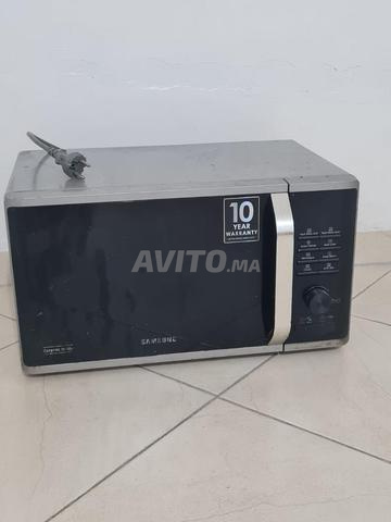 Micro-ondes Samsung avec de nombreuses fonctionnalités, fonctionne bien - 2
