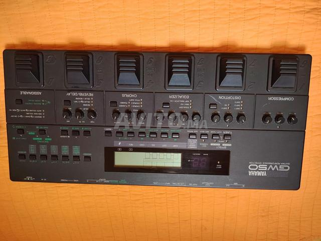 Multi-Effets Yamaha - 2