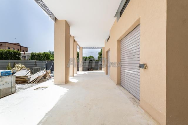 MAGASIN À CHICHAOUA MALL – SAROUT