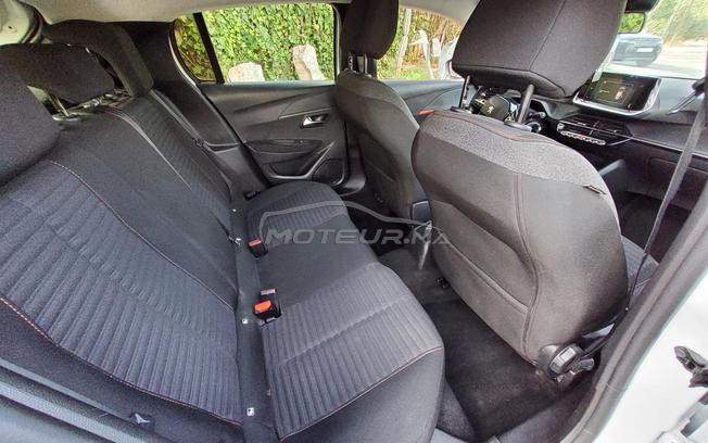 Peugeot 208 hdi diesel 6cv new model particulier