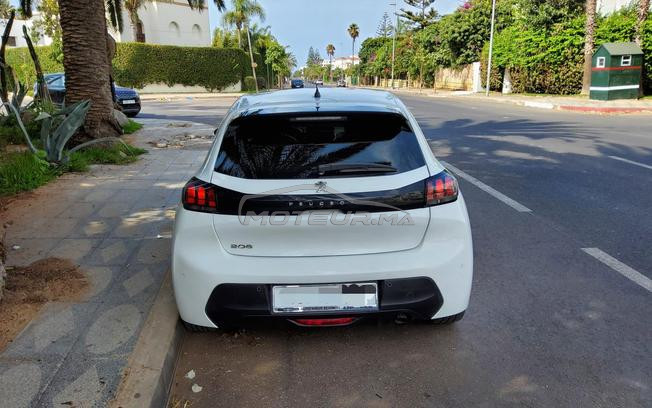 Peugeot 208 hdi diesel 6cv new model particulier