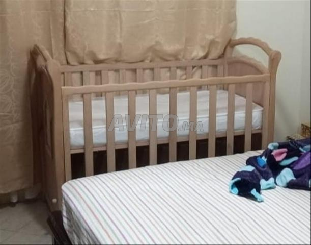 Lit comme neuf pour bébé - 2