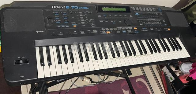 بيانو رولاند e70 - 2