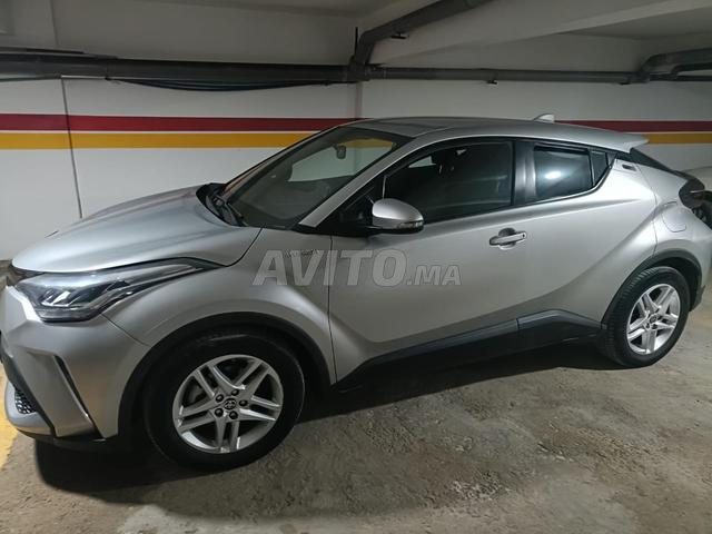 Toyota C-HR Hybride Automatique 2022 à Casablanca - 2