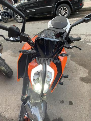 KTM DUKE 390 - 2