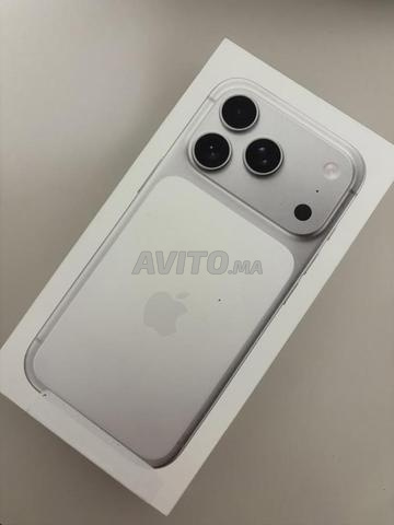 iPhone 17 Pro Argent, 256 Go, Neuf - 2
