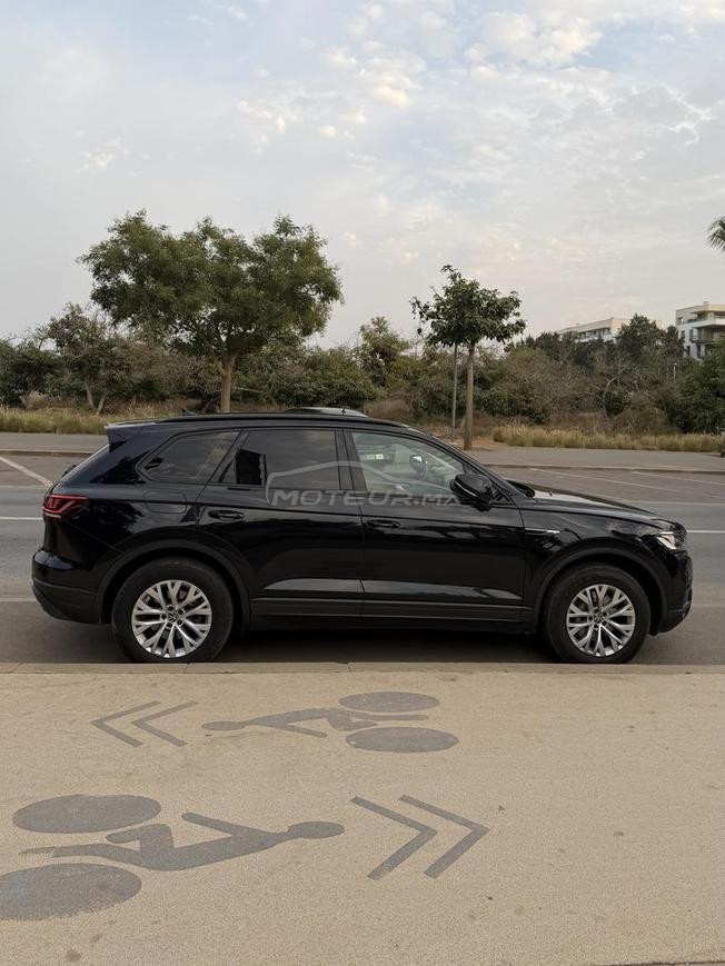 Volkswagen Touareg  – Noir – Très bon état