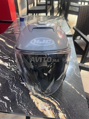 Casque HJC taille M, problème de fixation