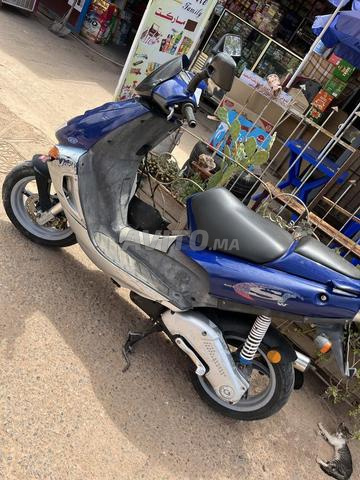 Aprilia 49 cc - 2