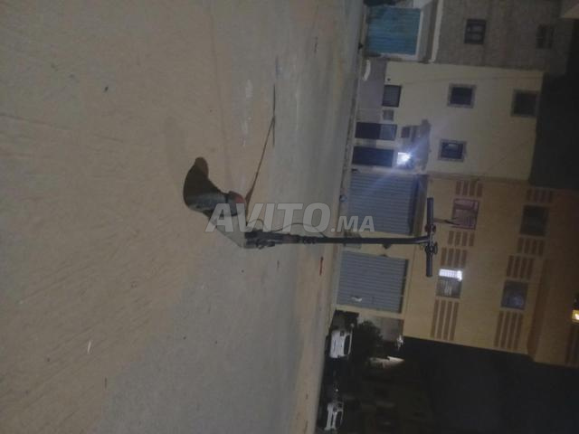 سكوتر كهربائي بحالة جيدة في العيون - 2