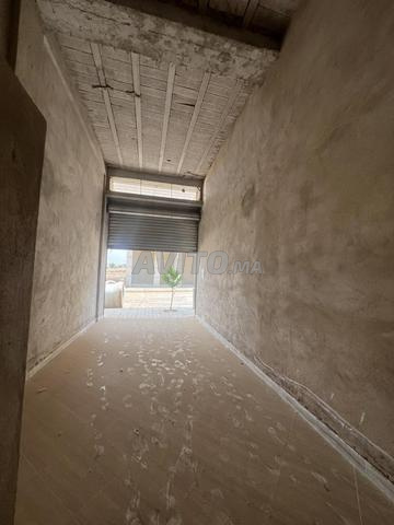 محلات تجارية جاهزة للكراء بطريق إموزار بفاس - 2