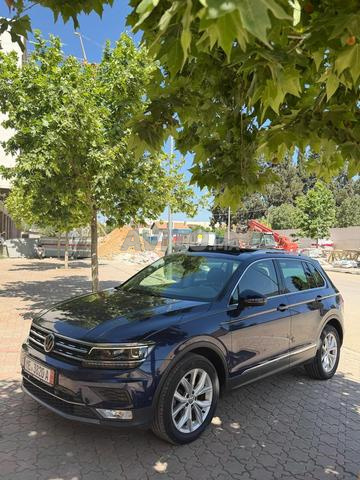Volkswagen Tiguan - 2
