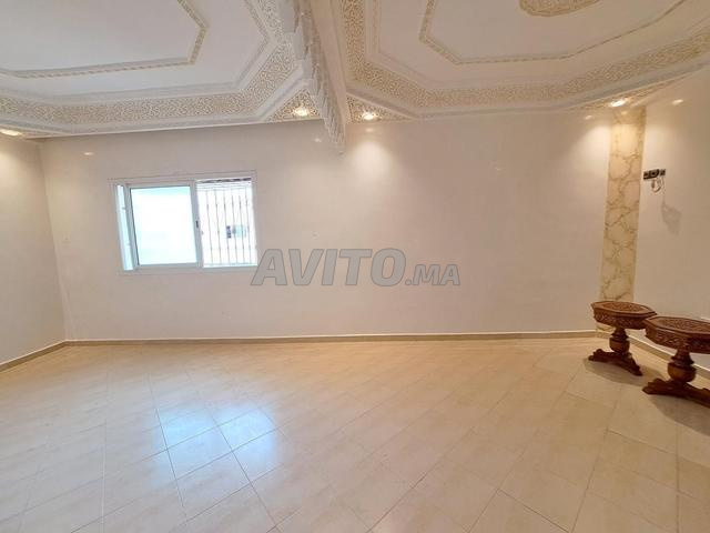 Appart. 2 façades 96 m2 Résidence Kheir Bd Tah - 2