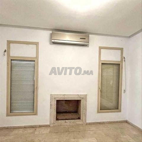 185808-بيع فيلا بالدار البيضاء كاليفورنيا بمساحة 462 م² - 2