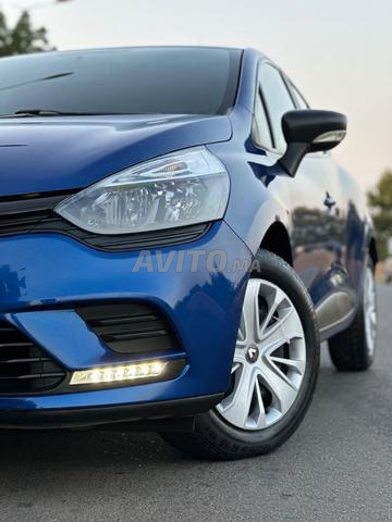 RENAULT Clio 1.2 l 75 Business
