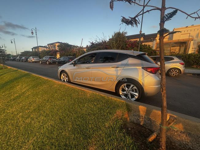 Opel Astra Diesel Automatique 2019 à Rabat