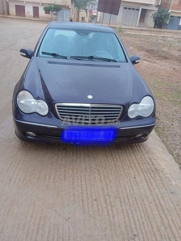 Mercedes 220 à vendre - 2