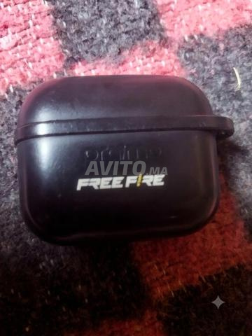 Bonjour, écouteurs Bluetooth à vendre, bonne qualité, neufs - 2