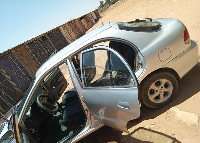hyundai accent  Essence Manuelle 1998 à Khouribga